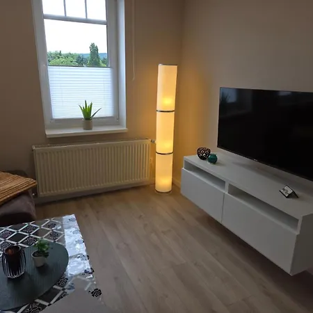 Helle Haus 29a, 2. Obergeschoss * Deensen